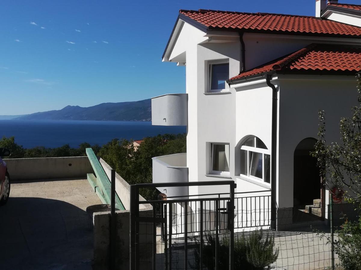 Apartment The View Costabella Rijeka Exterior foto